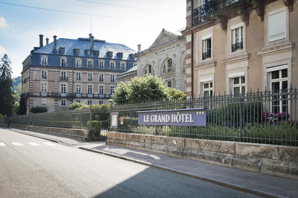 Le Grand Hôtel les Plombières vue extérieure